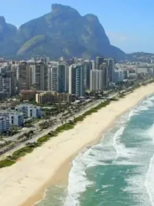 paisagem-orla-ipanema-morro-dois-irmaos-rio-de-janeiro-jpg.webp
